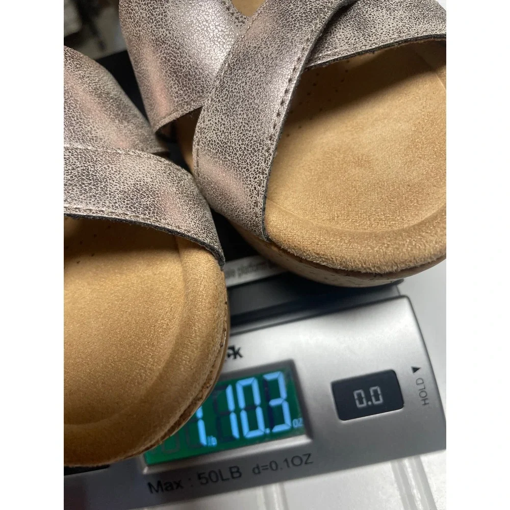 Clark's Collection Rose Style Taupe Metallic Wedge Sandals Women's 10